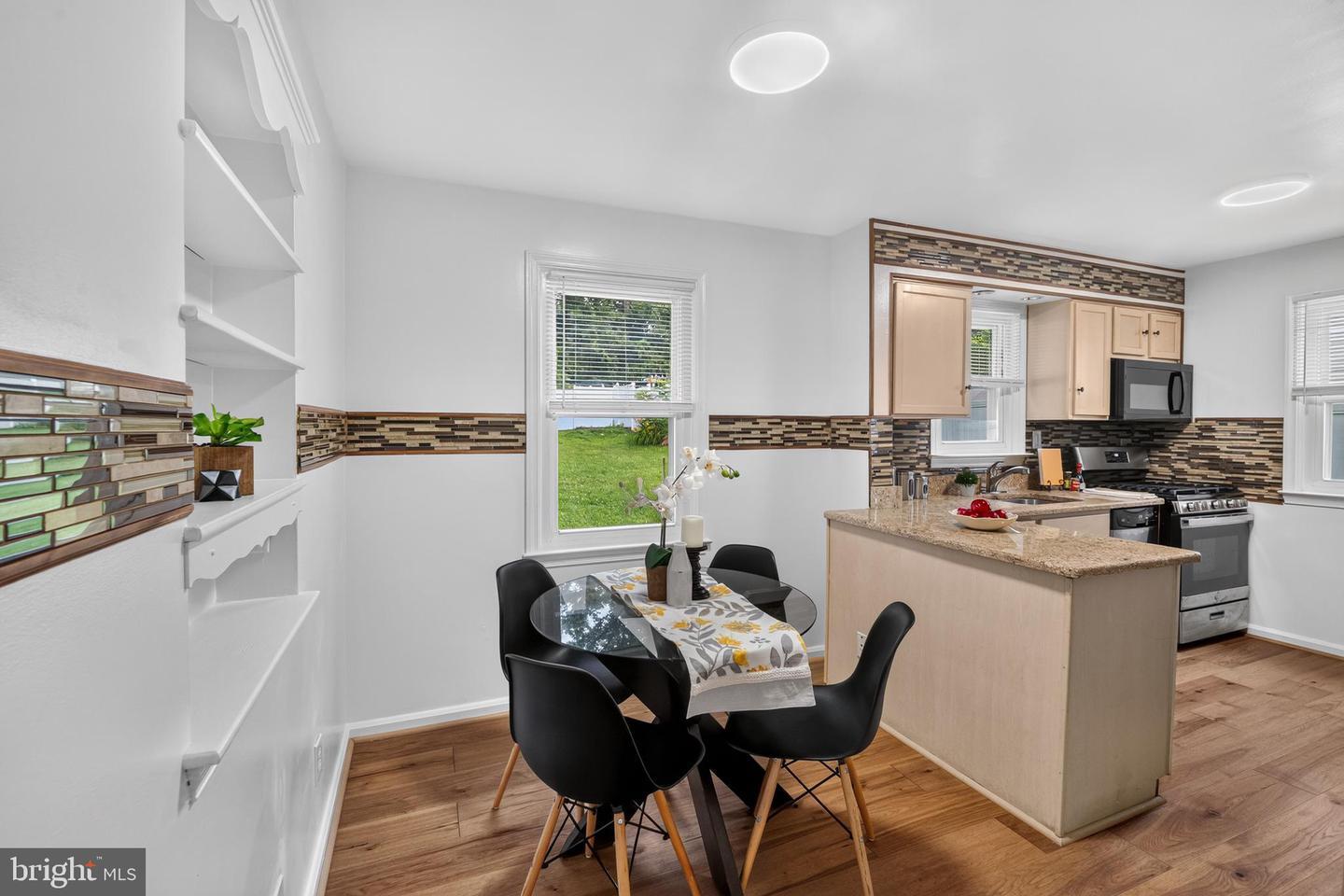1910 Park Pl, Gwynn Oak, MD 21207 &mdash; Photo 3